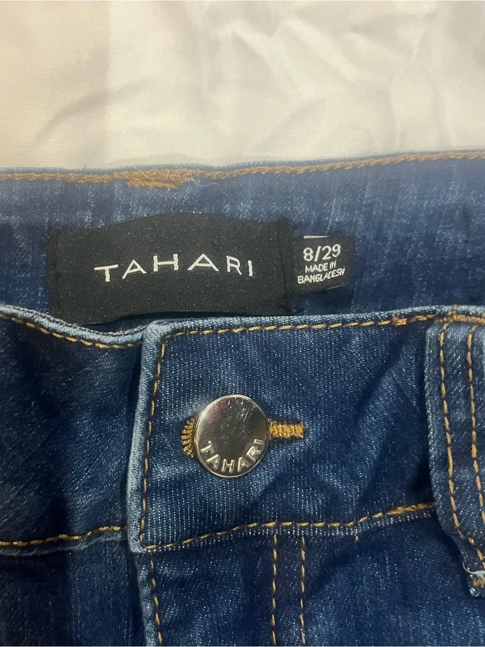 Tahari skinny jeans